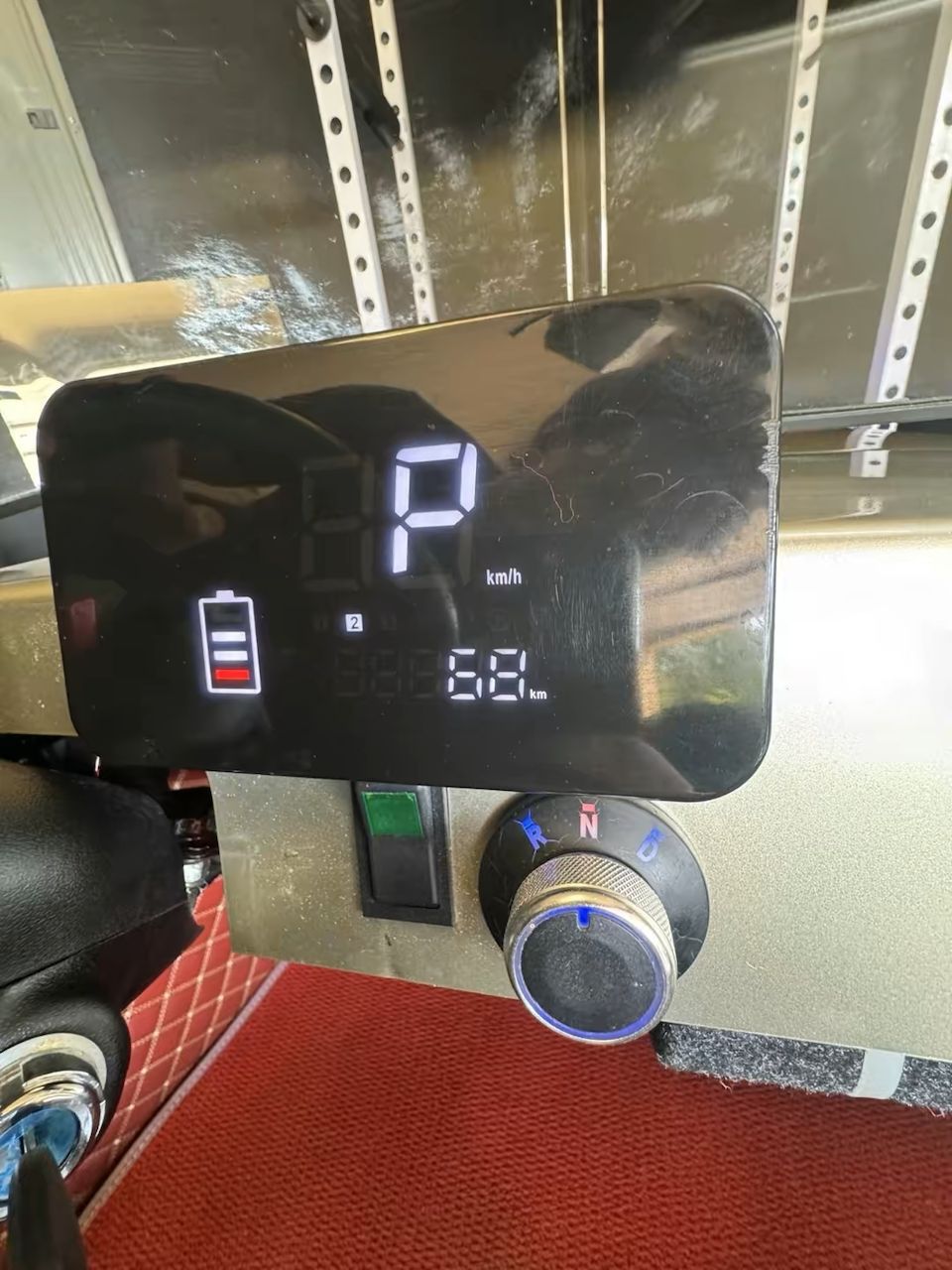 6ea7f838-6d12-42d3-8c91-88270eaae09e